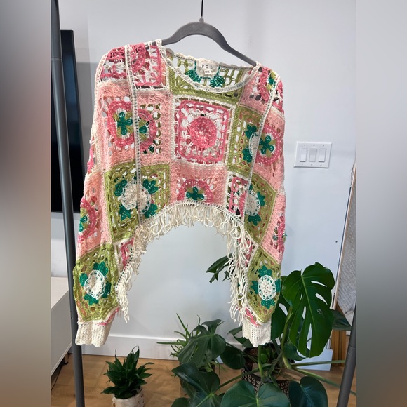 NWOT Womens POL “Love in your heart” Crochet Top - Picture 2 of 6